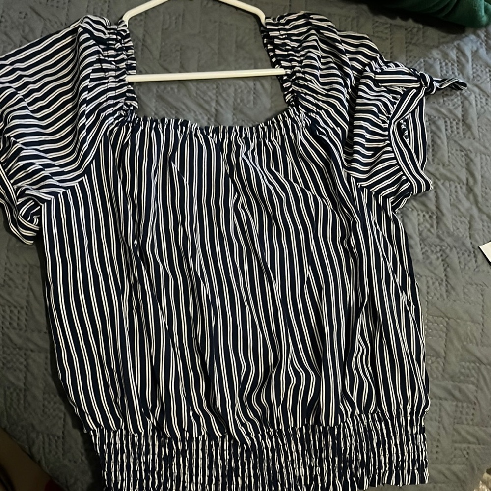 Striped navy blue blouse